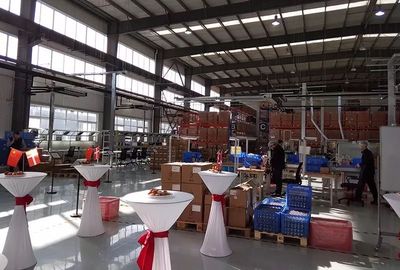 中國輕工機械協(xié)會領(lǐng)導(dǎo)參加邁克羅·邁帝克飲料設(shè)備(天津)開幕典禮